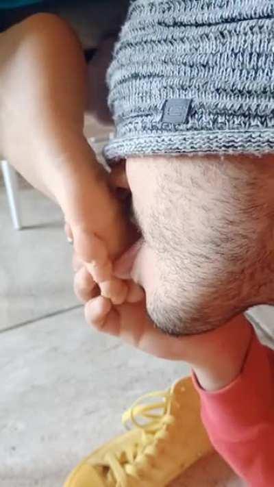 My young 👣 want thiiissss 🤤