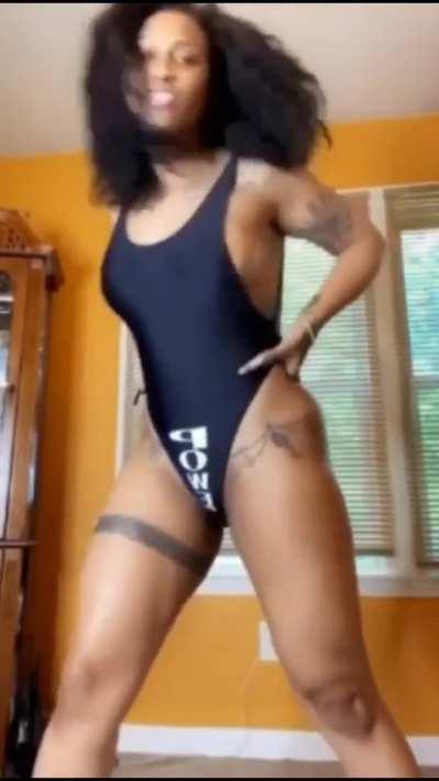 Dancing and twerking in bikini