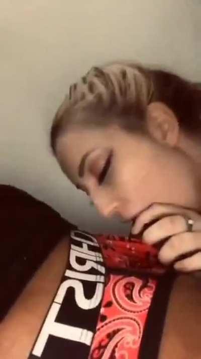 I like to suck dick in risky scenarios lol and I have got no shame about it 😈😛