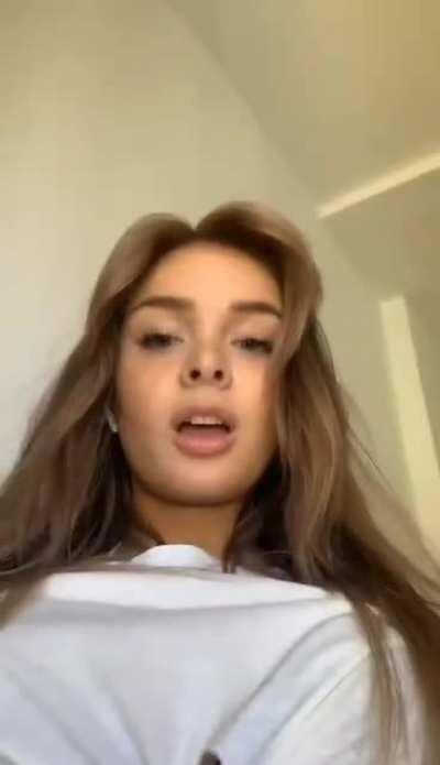 Brighton Sharbino completely lost her innocence at 18 and I absolutely love it 🤤😌