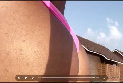 Чисто светанула распутными булками