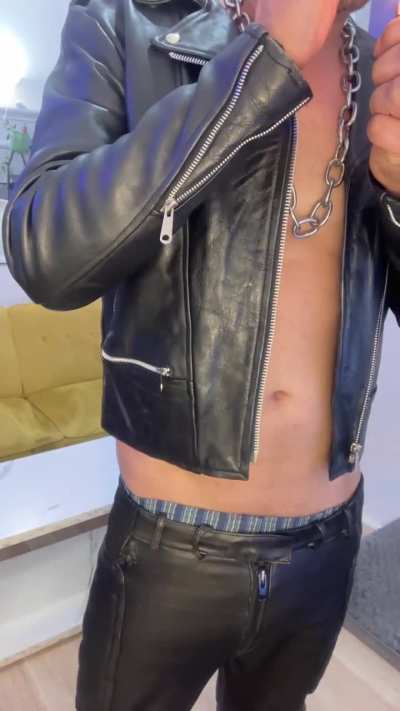 I want to go somewhere dressed like this and high AF 