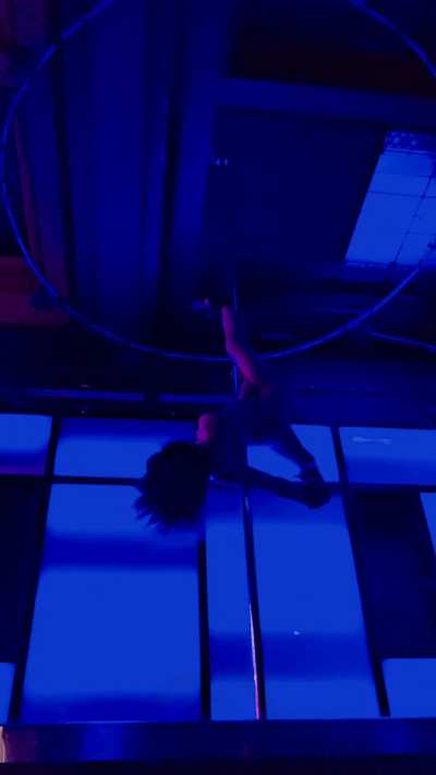 petite pole athlete *weeeeeeee*