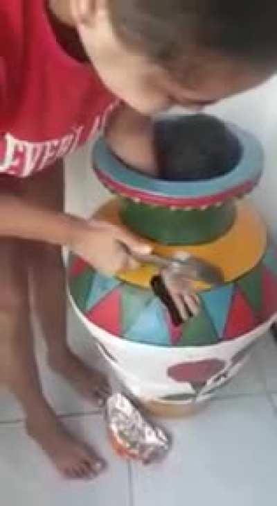 brazilian kid gets stuck in a vase