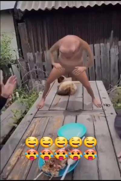 sexy 😳😳 frog 🙉 dance 😎😤 ing