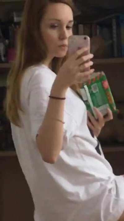 Flávia Sayuri (Sasa)