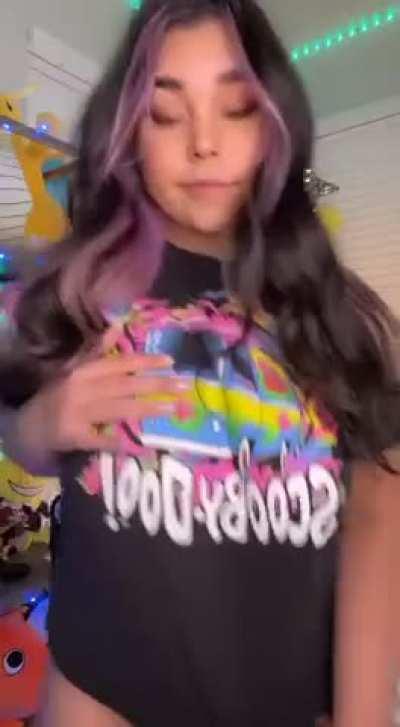 Would you risk not pulling out for a thick Latina like me?