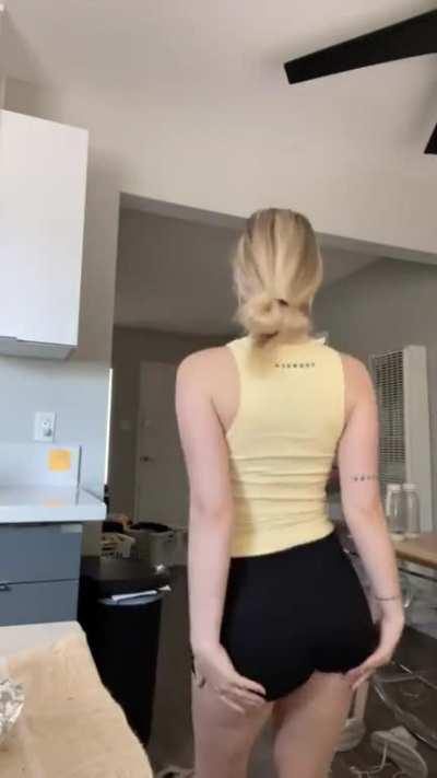 Loves to show off her meaty ass