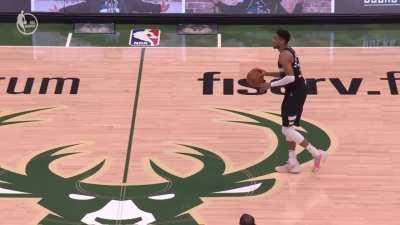 [Highlight] Giannis gets called for a travel as he's left confused by the call