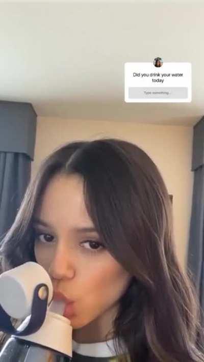 Jenna Ortega making us all thirsty