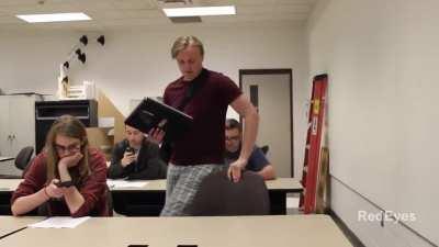 Meme de loli desculpe-me mas é o que tem pra hoje