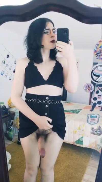 so i was told i would be appreciated here😈 should i stick around?