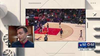 [Highlight] Maxey lays it up, commits the offensive foul as he lands