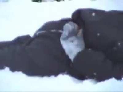 Painful snowtubing crash!