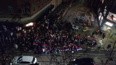 Ganz normaler Freitag Abend auf der Ottakringer Straße