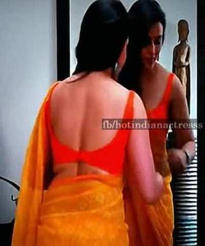 Milf rani mukharji hot back