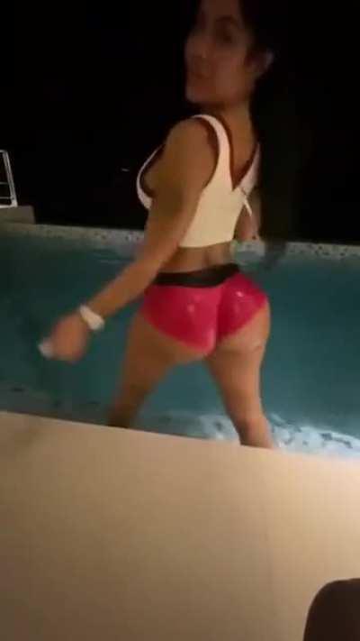 Birthday Twerk