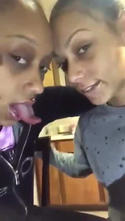 Even the chopped girls lips sexy 