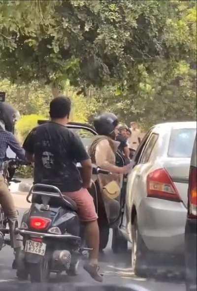 Rohini aunties wildin'