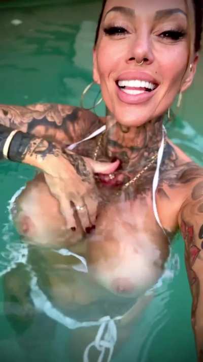 45yo milf - Kada Love