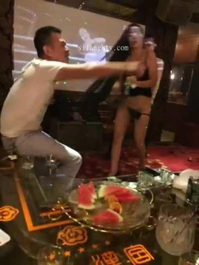 Какая хорошая тамада