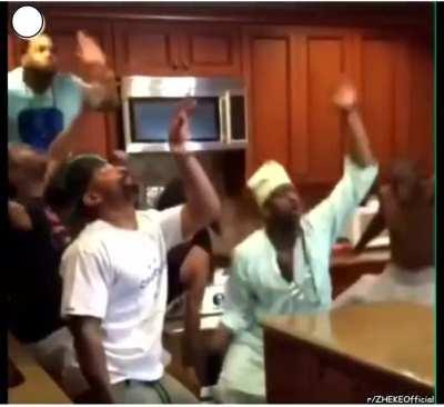 *me and the homies jamming to 24/7 by TWICE*