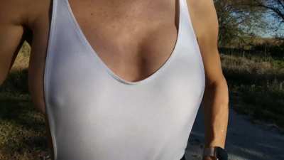 [GIF] Walking is good for your health