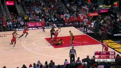 [Highlight] Lavine breaks down Brown and finishes with the slam!