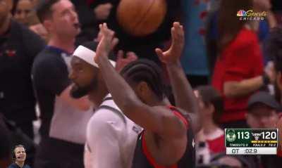 [Highlight] Dame with his 7th turnover of the night on the clutch inbounds pass and Patrick Williams gets the wide open dunk in OT