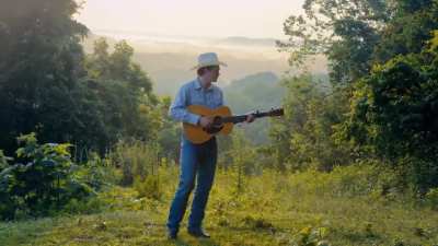 I really liked how Zach Top performed “There’s The Sun” at his live show, so I combined the acoustic and studio releases to make it a reality!