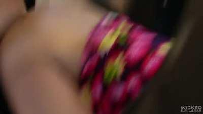 Aria Alexander public bus