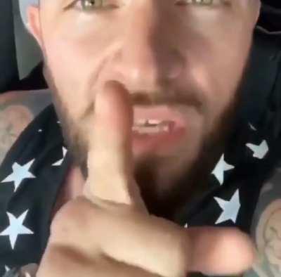 who stepping up to this nigga?😭😭