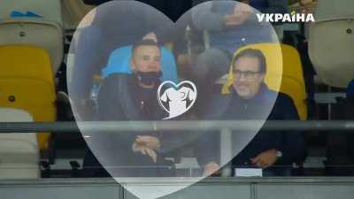 Ukrainian commentator goes mental after Shaparenko goal vs. France