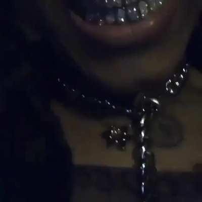 X listening to new song feat Carti on his story today (imagine😔)