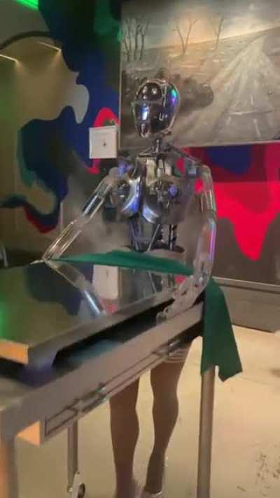 Железные булки