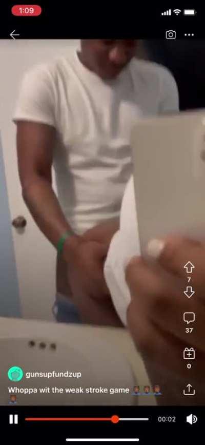 For all the dickriders who wanna ride his meat, here yall go