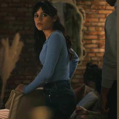 Hot ass in tight jeans