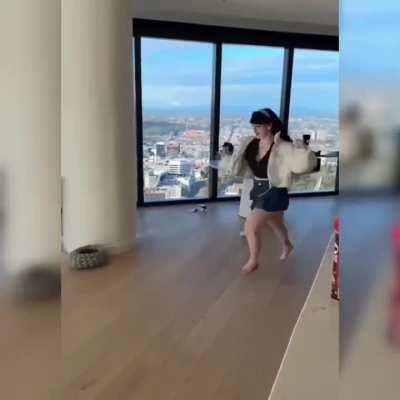 It's time for f... food,right??