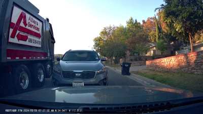 no, karen, you do not have the right of way on my side of the road 🤦‍♀️