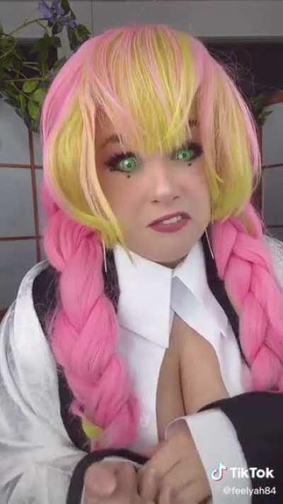 @feelyah84 cosplay melons