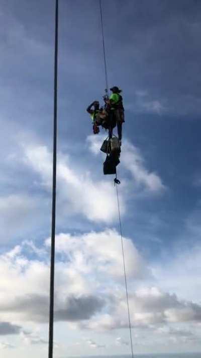 Man basket?! We don’t need no stinkin’ man basket!!