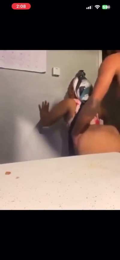 My friend cousin had no panties on walking around upstairs so I made my move 💯