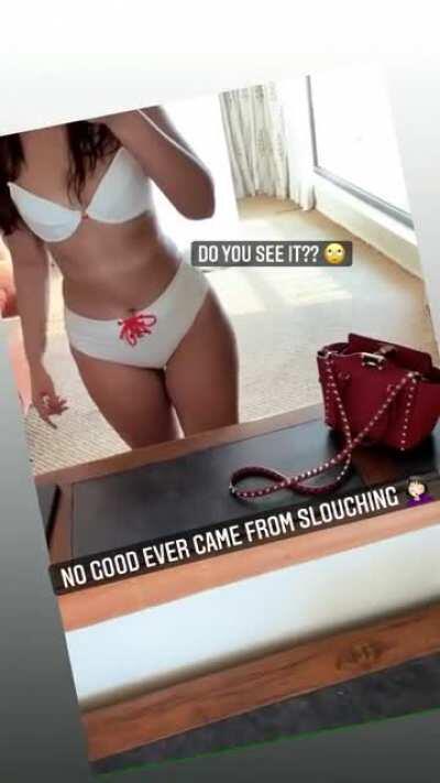 So much hotness of Ileana in bikini🤤🤤