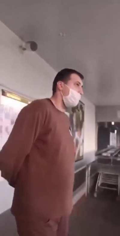 nU vA pErMiT sA mA sCaNaTi !