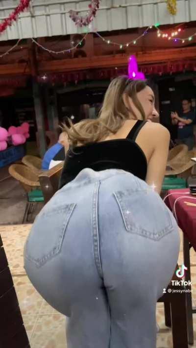 Come fuck me doggy please 🥺 [BA]