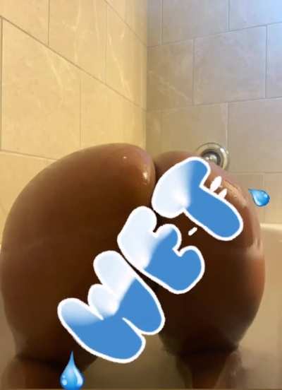 All the exclusives are on my onlyfans 