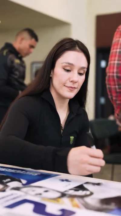 She's so fucking pretty it's effortless 🥵