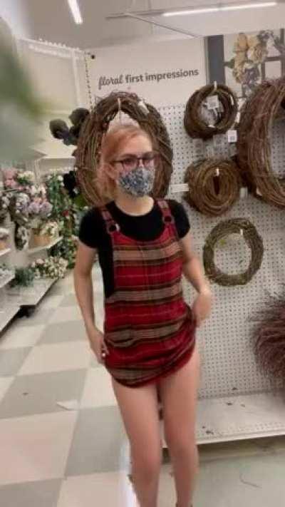 Can I get love for being this risky in the crafts store for you guys? 😅