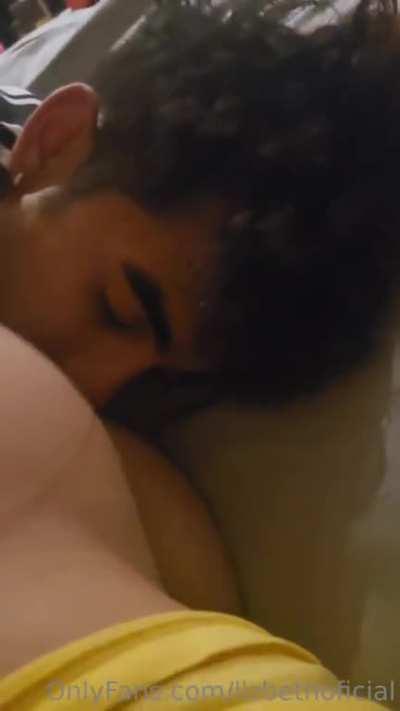 #libetzhrodriguez mamada de culo