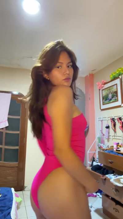 Not gonna lie, even at 18 I’m drawn to older guys.